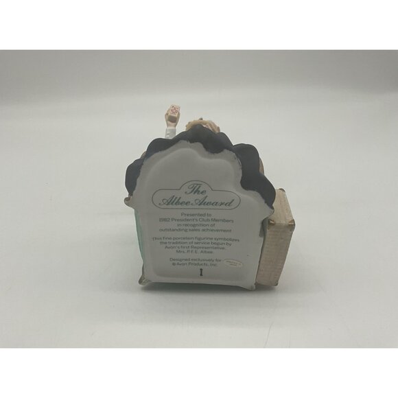 Avon VTG 1982 President s Club Albee Award Porcelain Figurine 7 InchesTall Japan - Picture 12 of 16
